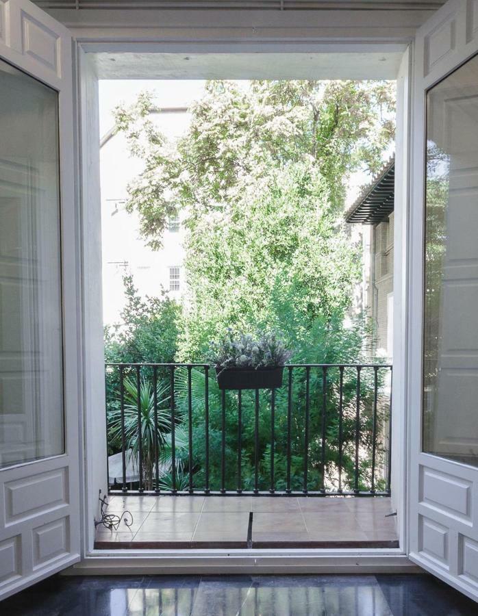My Way Away Suites Zaragoza Exterior photo